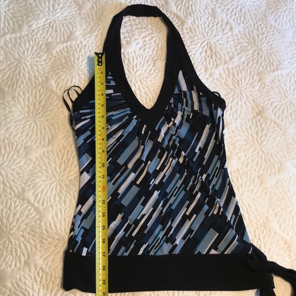 🖤4/$20! Sexy, Patterned Halter Top! 🖤💙 - Picture 7 of 7